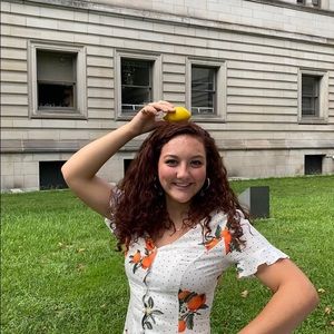 Meet your Posher, Abigail